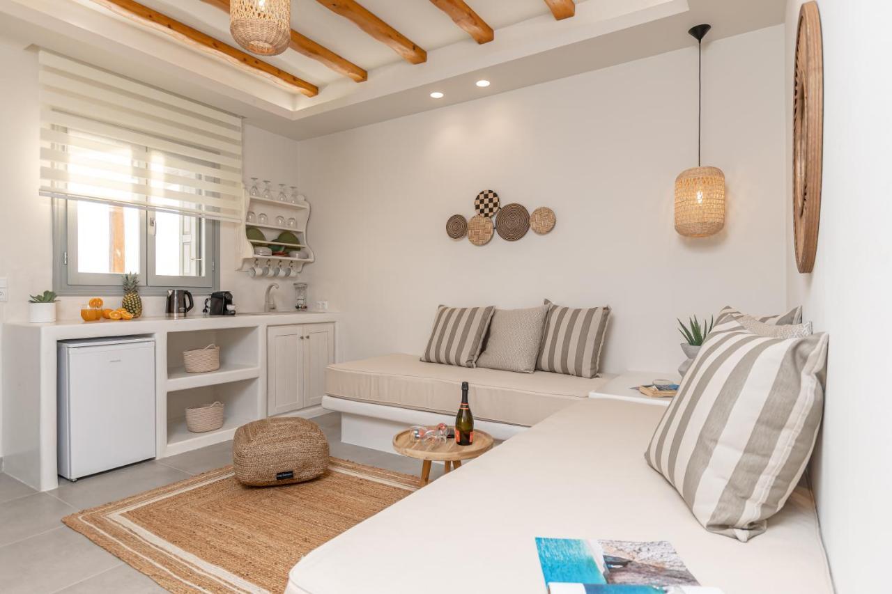 Porto Dema Luxury Suites Schoinoussa Eksteriør billede