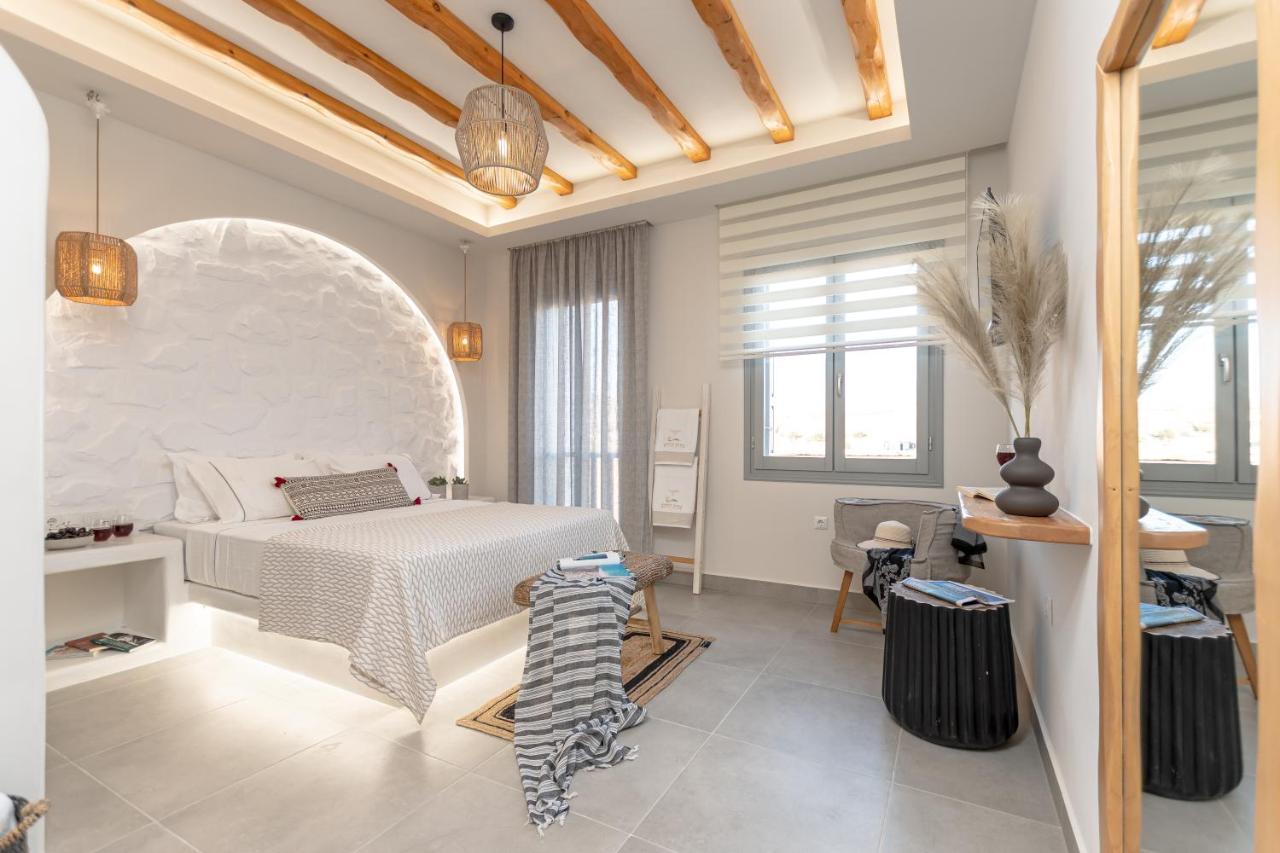 Porto Dema Luxury Suites Schoinoussa Eksteriør billede