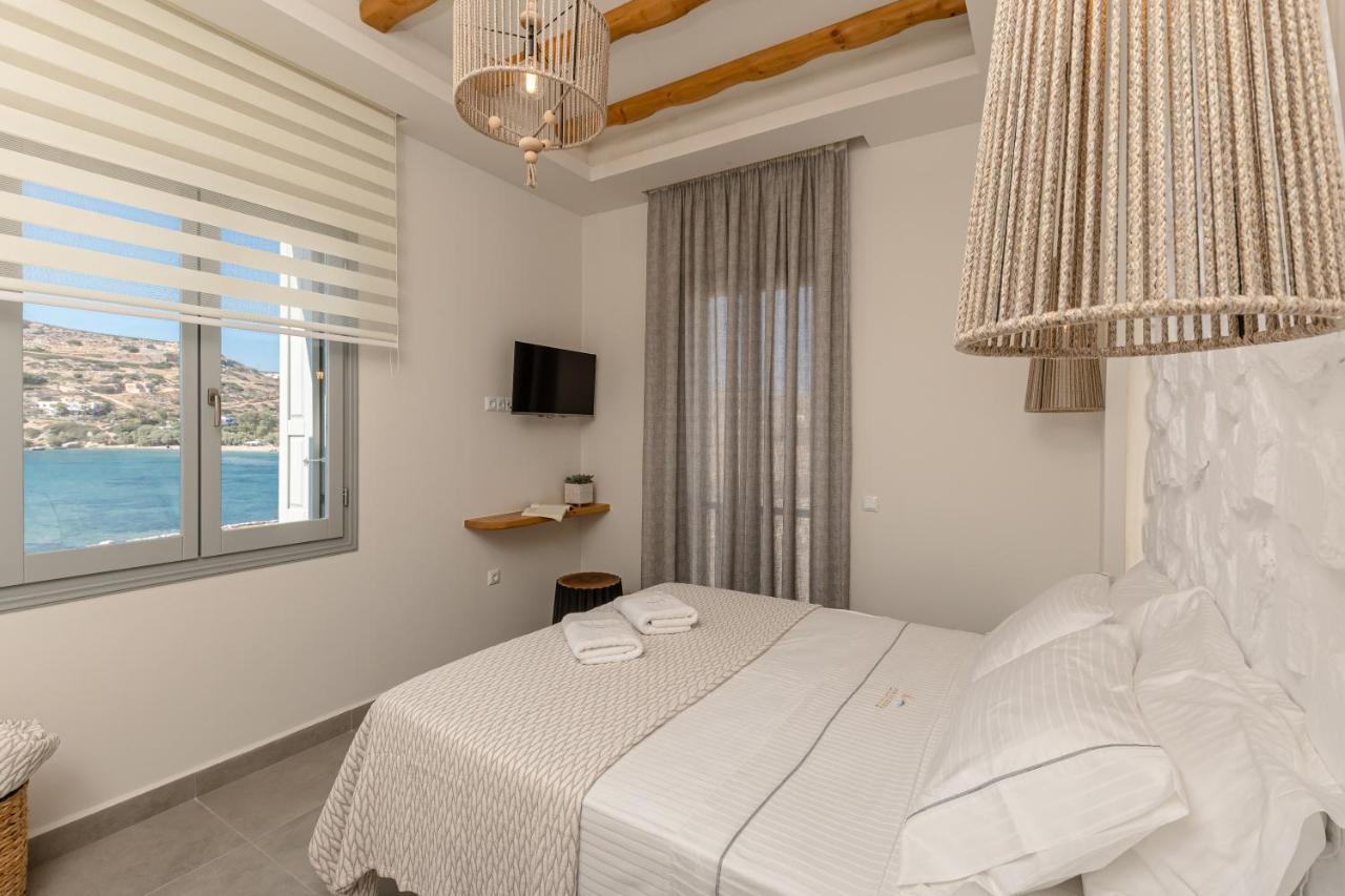 Porto Dema Luxury Suites Schoinoussa Eksteriør billede