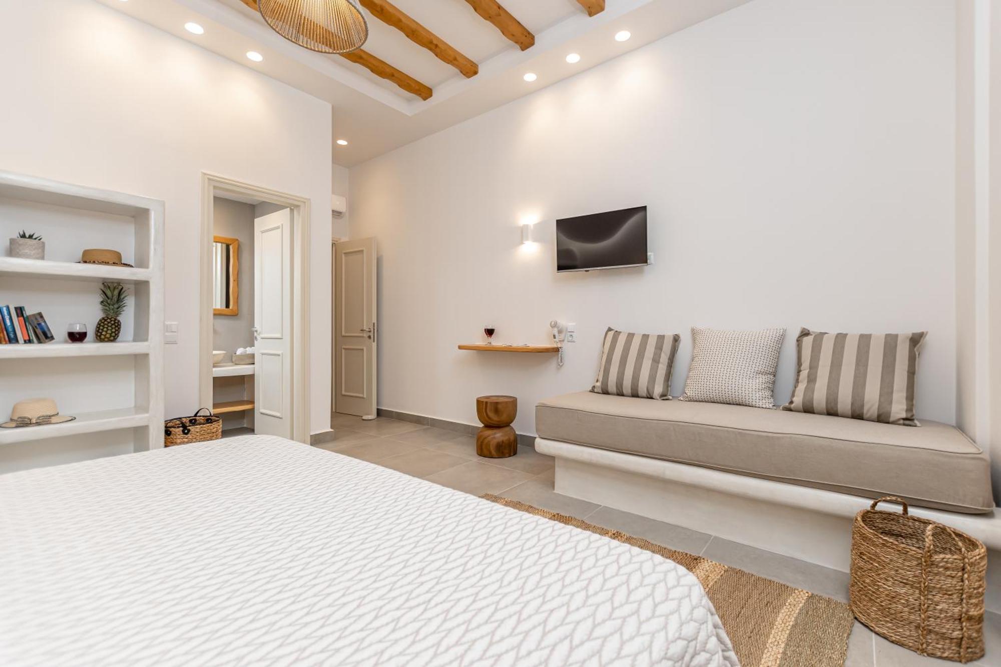 Porto Dema Luxury Suites Schoinoussa Eksteriør billede