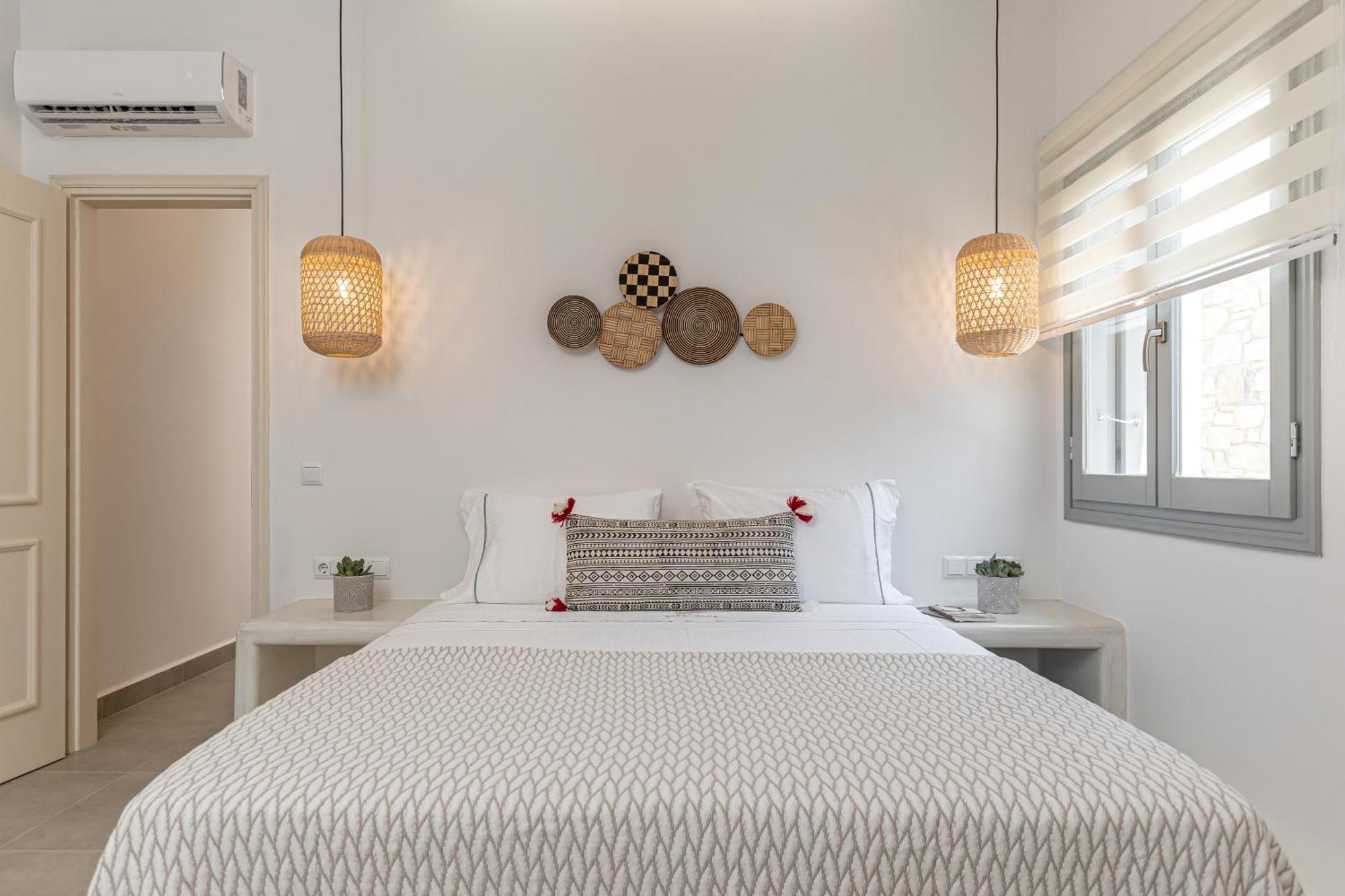 Porto Dema Luxury Suites Schoinoussa Eksteriør billede