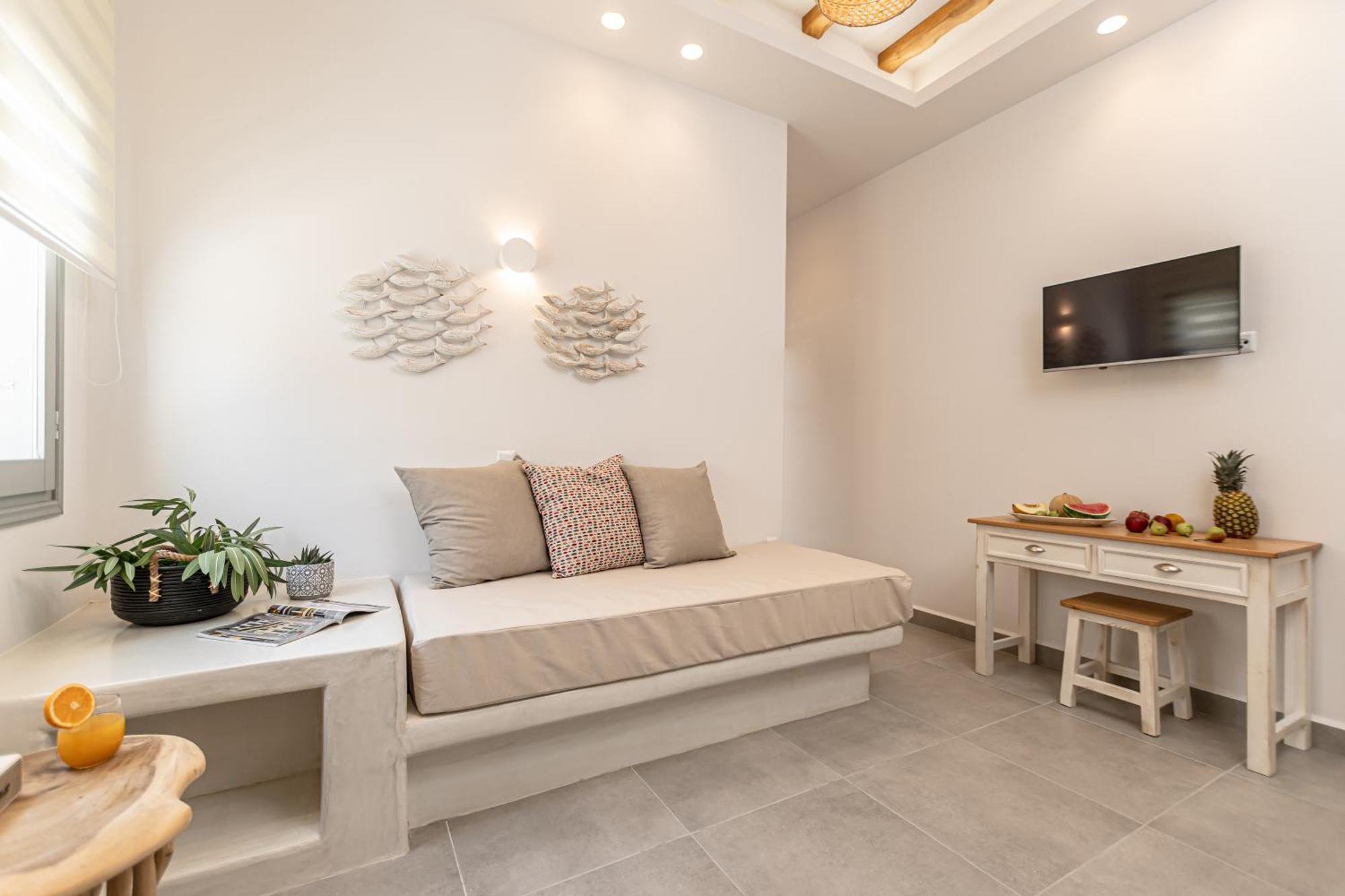 Porto Dema Luxury Suites Schoinoussa Eksteriør billede