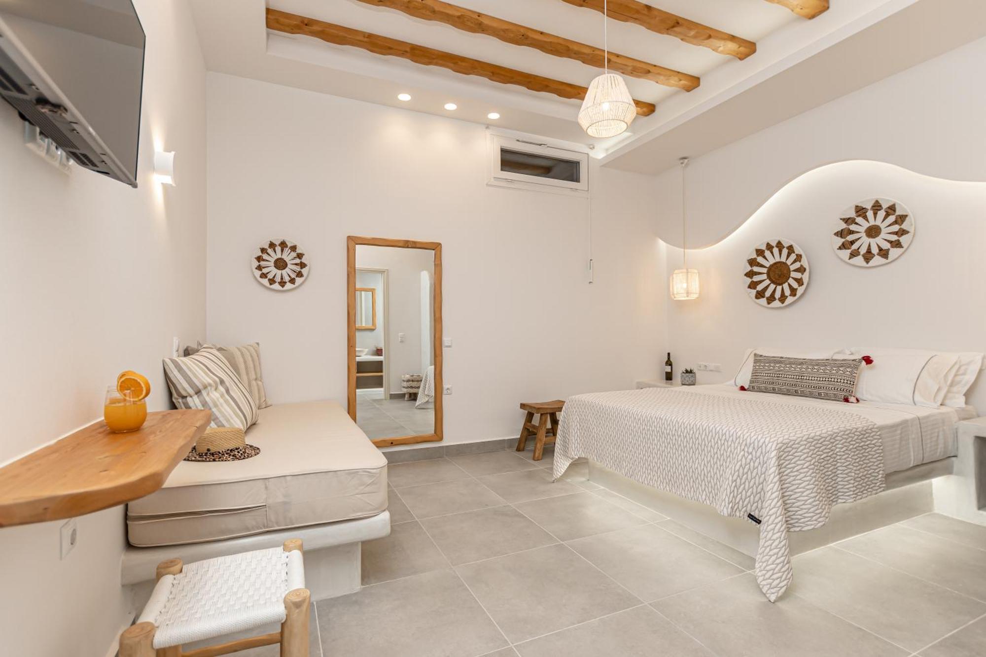 Porto Dema Luxury Suites Schoinoussa Eksteriør billede