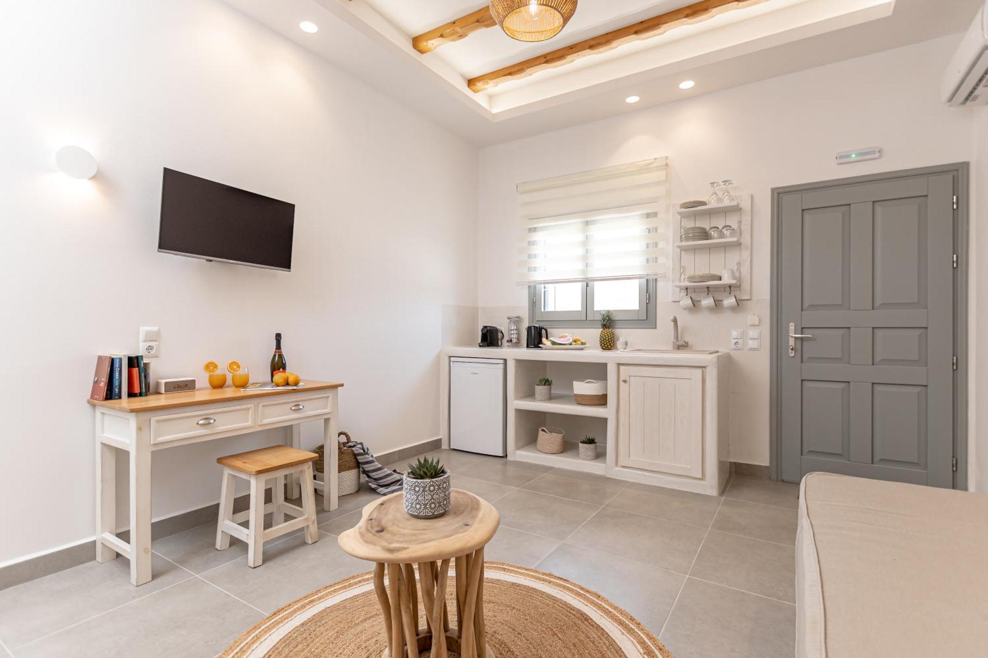 Porto Dema Luxury Suites Schoinoussa Eksteriør billede